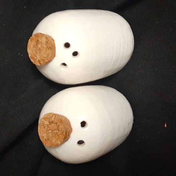 Embossed Ceramic Salt & Pepper Shakers With Cork Stoppers, Set Of 2 - Picture 2 of 2